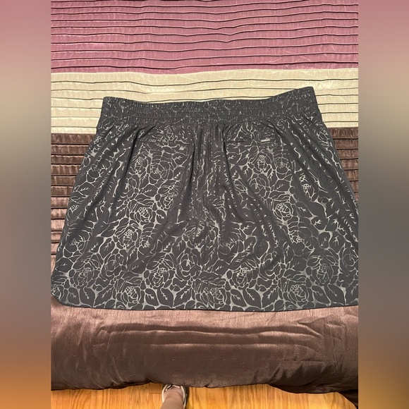 Orvis XXL patterned skort with mesh shorts and pockets - Picture 9 of 10